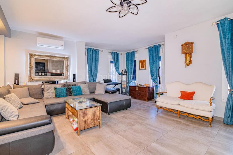 Foto f70cf34a-d7c6-45b0-ae64-7b47157ce1bb. Casa pareada en calle abetos ur.monteluz descubre tu nuevo hogar sin honorarios al comprador en Peligros