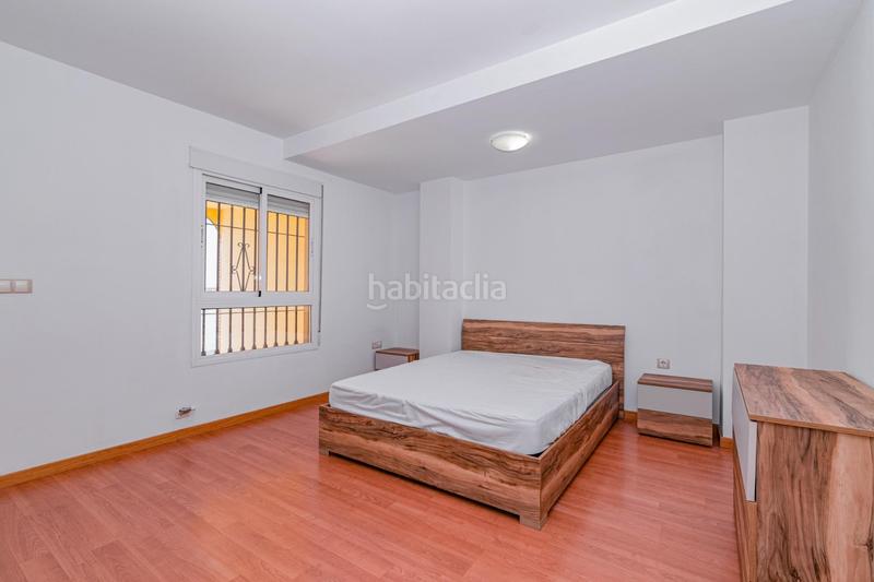 Foto 27a67ecb-ce2f-4fb7-b087-23ce9d00a932. Apartamento bonito piso con patio y garaje en La Zubia Ciudad Zubia (La)