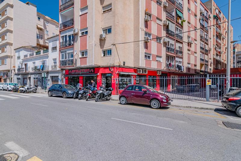 Foto c911d0f6-9c8f-4d3f-9afd-1e2904bda77d. Piso  en zona hipercor en Camino de Ronda Granada