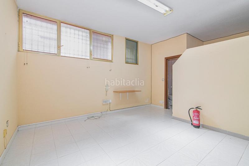 Foto 6e20efe1-e288-424a-94e4-da056c7f2712. Local comercial en venta en la zubia en La Zubia Ciudad Zubia (La)