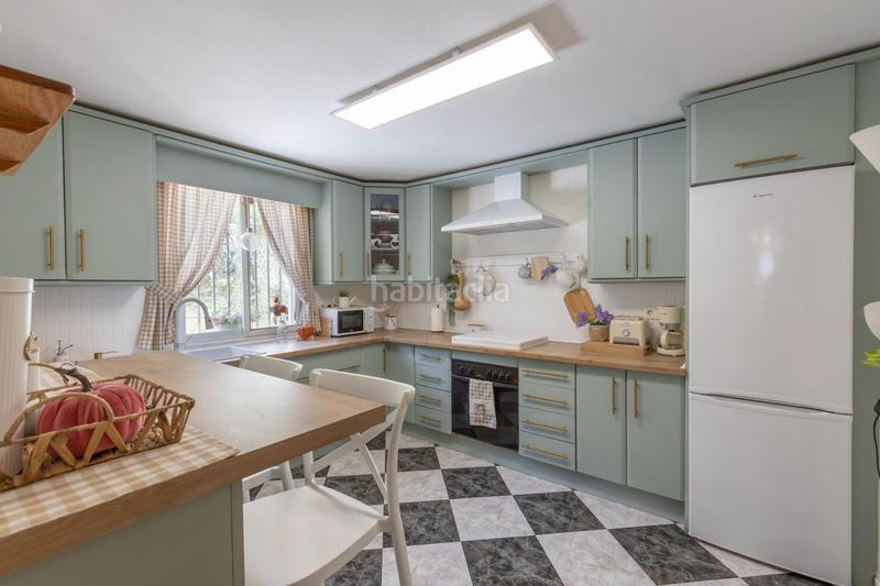Foto fa56b8ef-532b-4a20-bf60-1f30f686072f. Casa pareada chalet en gojar por solo 239.900!!! en Gójar