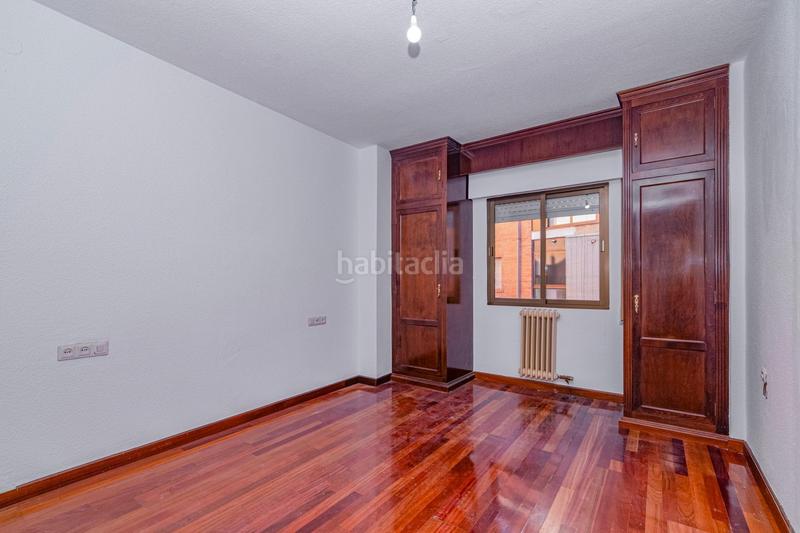 Foto 0daebc8a-78a8-49bc-b689-a141827425be. Piso donde la elegancia se encuentra con la ciudad piso premium en zona de alta demanda en Granada