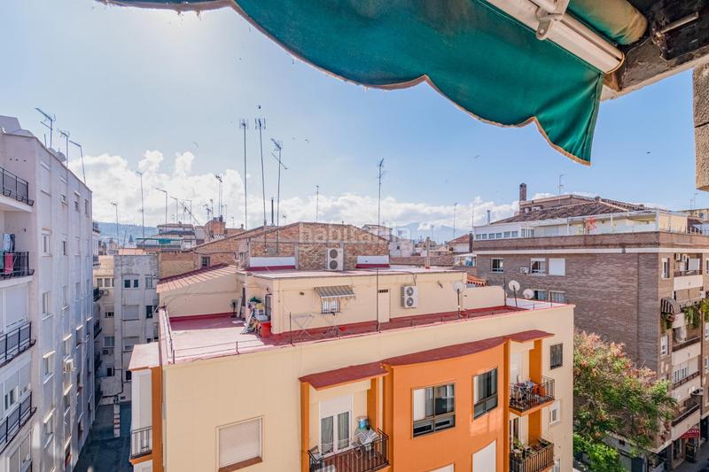 Foto 9e7568e6-cc96-426c-bafa-0fddd26b2862. Piso donde la elegancia se encuentra con la ciudad piso premium en zona de alta demanda en Granada