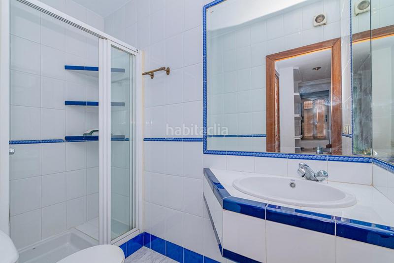 Foto a8c4a0bb-6b67-488b-bc03-63c5ac4a6522. Piso donde la elegancia se encuentra con la ciudad piso premium en zona de alta demanda en Granada