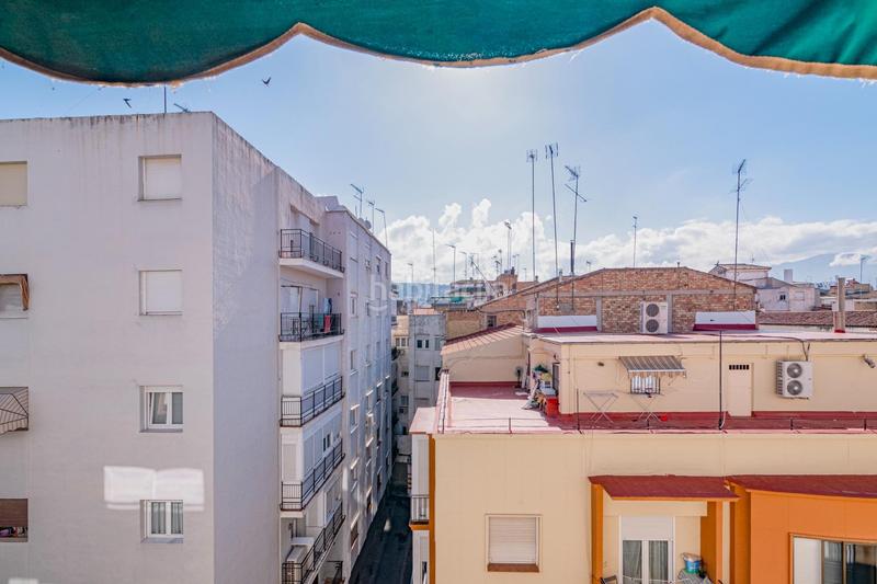 Foto b18aa4cb-ff6e-4a0f-90f4-8c7f81f26df7. Piso donde la elegancia se encuentra con la ciudad piso premium en zona de alta demanda en Granada