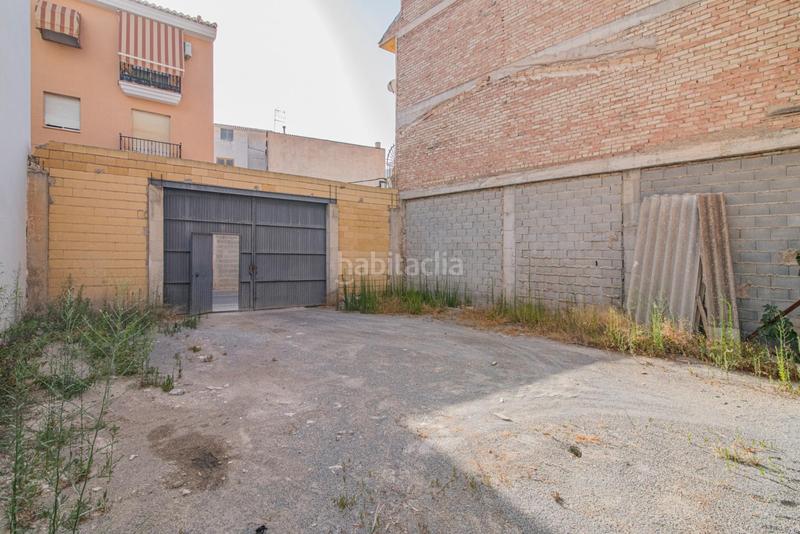 Foto 4f869370-6f57-4e49-a932-cf9c1900a3a9. Terreno residencial pensando en construir tu propia casa o mejor, hacer un bloque de pisos?, pues aquí tienes el solar en Maracena