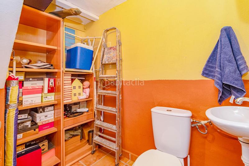 Foto 7a7d4a73-b331-4fd0-9612-70dc27aec578. Casa adosada en calle santa clara oportunidad en la zubia! casa adosada con sótano habilitado y terraza en Zubia (La)
