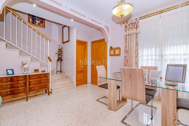 Foto e60c9795-7772-4515-b9bf-b59801ced39f. Casa adosada en calle santa clara oportunidad en la zubia! casa adosada con sótano habilitado y terraza en Zubia (La)