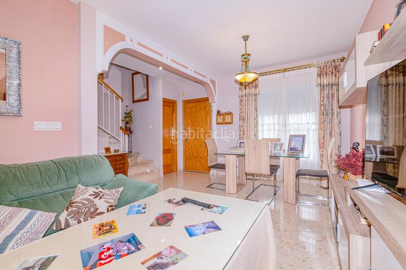 Foto fbd61d3c-0bc4-4770-8641-696f3c1ebe8d. Casa adosada en calle santa clara oportunidad en la zubia! casa adosada con sótano habilitado y terraza en Zubia (La)