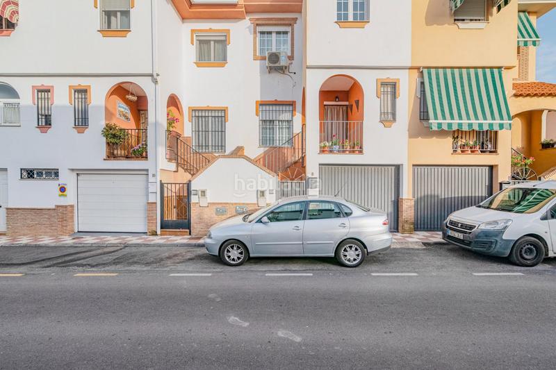 Foto fdd7af93-976b-45a3-b27f-3f2e7c9bc19a. Casa adosada en calle santa clara oportunidad en la zubia! casa adosada con sótano habilitado y terraza en Zubia (La)