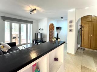 Planta baixa  Maria pinet. Se vende piso en cenes de la vega.