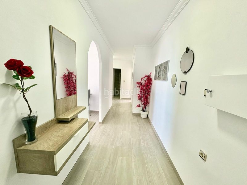 Foto c718a6e9-c398-424f-9542-d83517d0cc06. Pis a Centro Salobreña