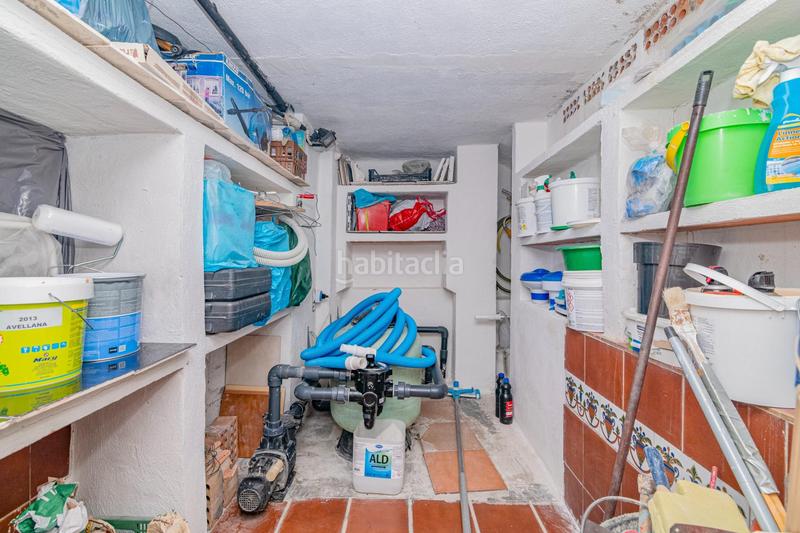 Foto 78065f47-8b82-460d-94d5-e8f8dee13899. Casa aparellada amb calefacció aparcament piscina a Jun