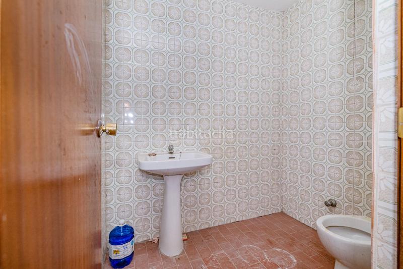 Foto 07cbf817-ff5d-4ccd-8844-d230a47302ce. Local comercial a La Cruz Granada