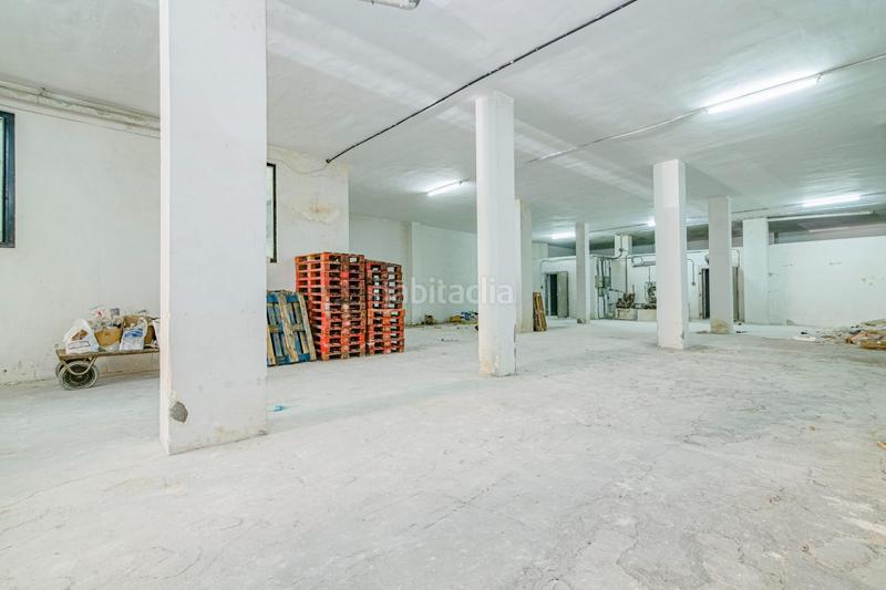 Foto 93ed5b42-2b3a-4172-8d6c-9a6454ea2598. Local comercial a La Cruz Granada