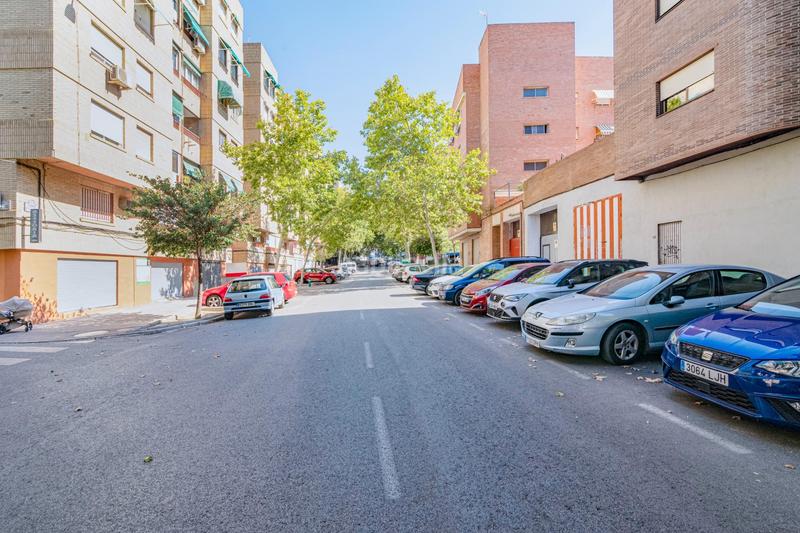 Foto e8c20151-e741-4d87-bbdc-ca5742d7a5a1. Local comercial a La Cruz Granada