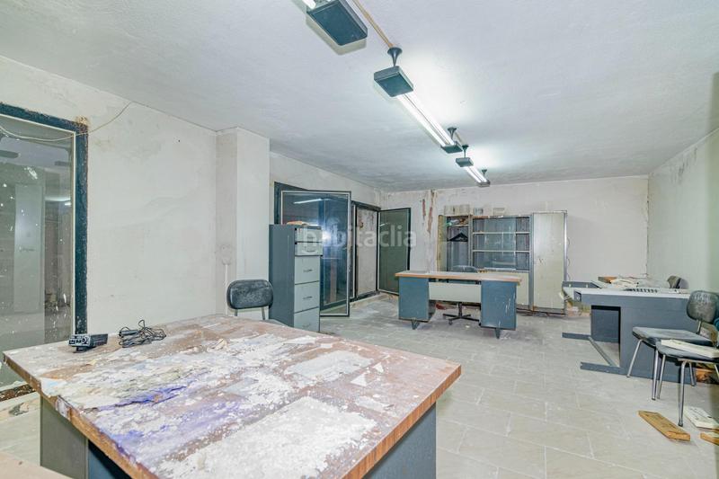 Foto fb0f8450-ac71-4380-a7ac-29bf38d43c08. Local comercial a La Cruz Granada