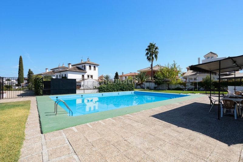 Foto 073a4c90-8a78-4b3c-95ba-51ee1271e05a. Xalet amb calefacció aparcament piscina a Ogíjares