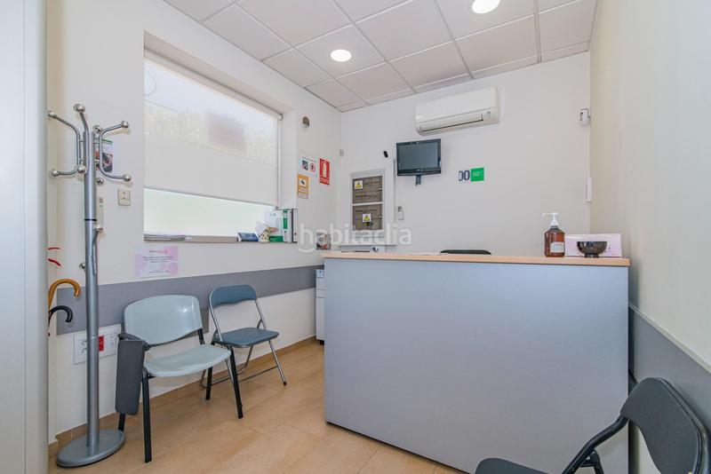 Foto 3e0ef900-2244-47df-a0e2-230dd4e6555b. Local commercial dans Av. F. Garcia Lorca - Nueva Estación Autobuses Granada