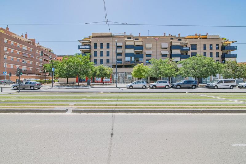 Foto 4a05f40f-0402-4fdd-b90a-319d6bb2d437. Local commercial dans Av. F. Garcia Lorca - Nueva Estación Autobuses Granada