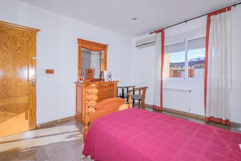 Foto 4d03e458-37cf-4fbe-ba0e-9508c3e90a8a. Casa bifamiliare con riscaldamento parcheggio in Híjar Gabias (Las)