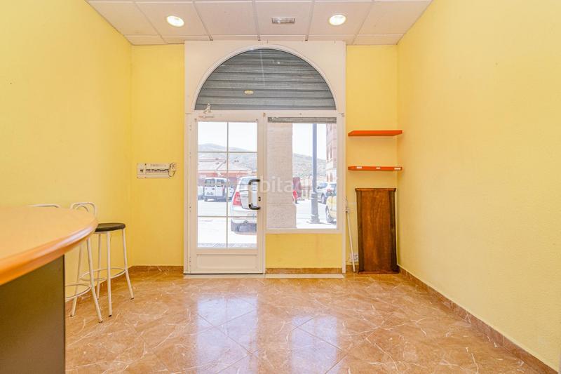 Foto 650ef612-037c-4a65-86d8-3a9d88e48c8a. Locale commerciale in Cenes de la Vega