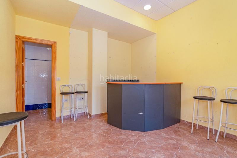 Foto be2da254-7a77-4b1c-b26b-11c69790ba0a. Locale commerciale in Cenes de la Vega