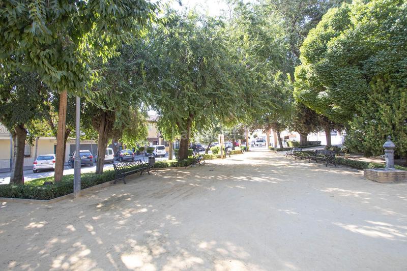 Foto 0b928da0-6434-4578-a000-3d345226b43e. Business premise in Ayuntamiento Alhendín