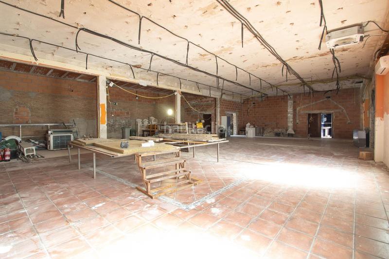 Foto 170c4e00-04aa-4ca8-aa03-e891b8074b1c. Business premise in Ayuntamiento Alhendín