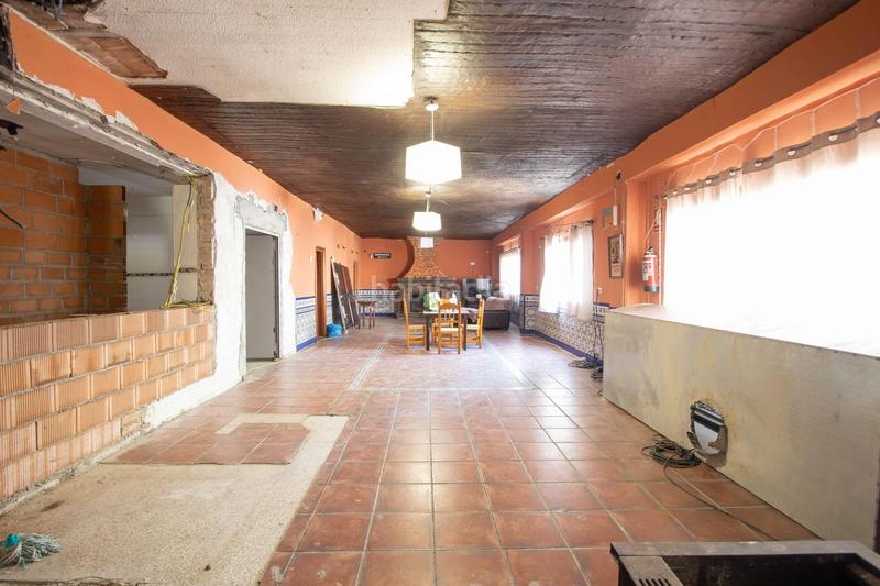 Foto 71e86947-e36a-418a-9e23-e30a94e6148d. Business premise in Ayuntamiento Alhendín