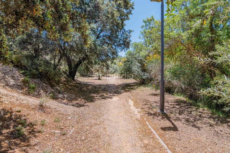 Foto aa5a94a9-85d5-4731-968f-139d64cb812e. Terreny residencial a Altos de la Zubia Zubia (La)