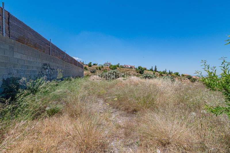 Foto abe209b6-0f4d-4f04-bcf1-858fd9bb6998. Terreny residencial a Altos de la Zubia Zubia (La)