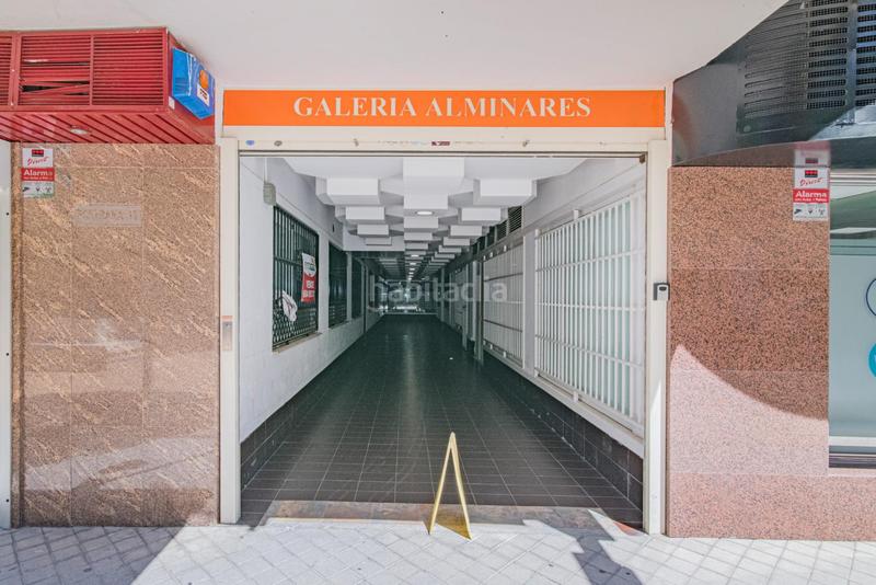 Foto 6585ba49-af58-4c1a-8b1e-b8aabc6f17a8. Local comercial a calle poeta manuel gongora a Cervantes Granada