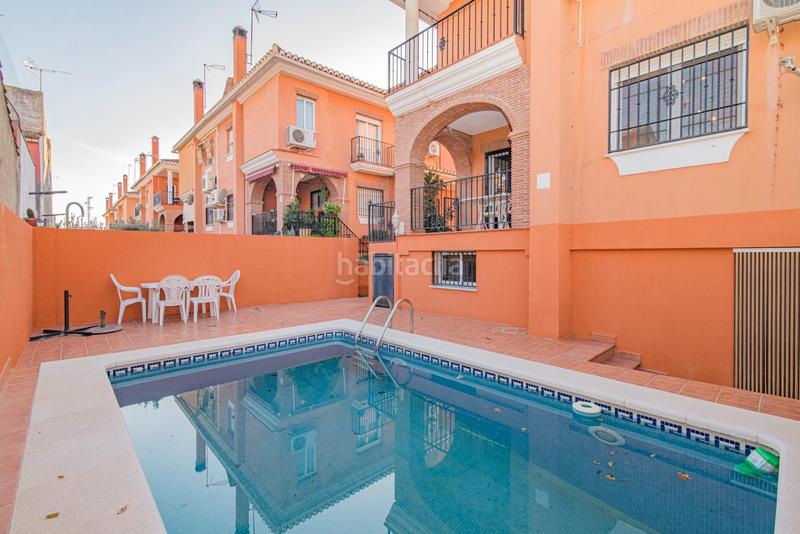 Foto 5fd304d5-434c-4ee0-a608-18e4f178b83c. Maison jumelée avec chauffage parking piscine dans Purchil Vegas del Genil