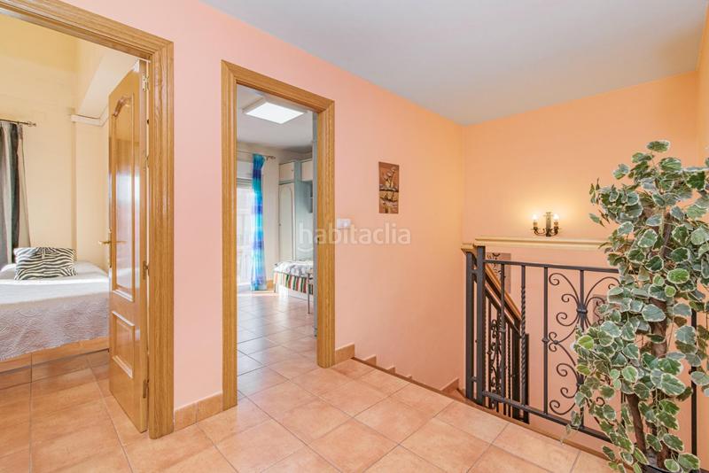 Foto 6144c13d-d654-4598-82dc-8e8ffb969b57. Maison jumelée avec chauffage parking piscine dans Purchil Vegas del Genil