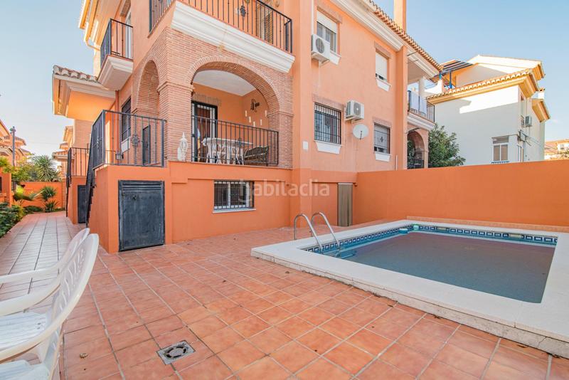 Foto e25e6bcb-1023-4ce1-b01a-5af789455105. Maison jumelée avec chauffage parking piscine dans Purchil Vegas del Genil