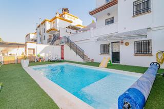 Doppelhaus  Calle abetos ur.monteluz. Descubre tu nuevo hogar en peligros  sin honorarios al comprador
