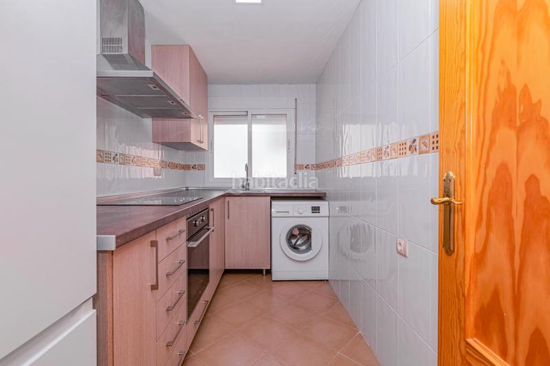 Foto e1b032ee-ff69-494e-bce8-9e15119d9fa3. Apartamento bonito piso con patio y garaje en La Zubia Ciudad Zubia (La)