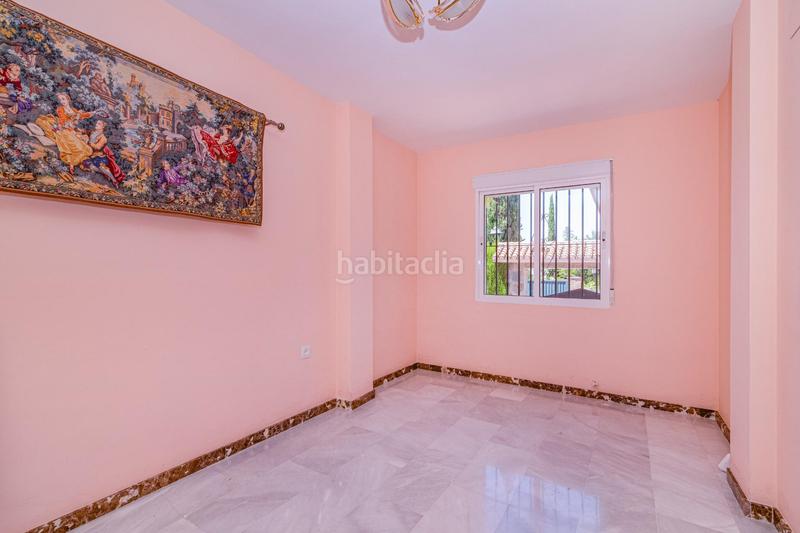 Foto 8a7ec6fe-4009-4593-98a4-dcf9c93bbf6c. Chalet bonito cahlet independiente con piscina en Monachil