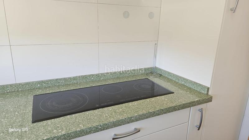 Foto b4e3f22b-be36-4fa9-bd1d-9b9c0d1467b1. Location appartement avec chauffage parking piscine dans Armilla