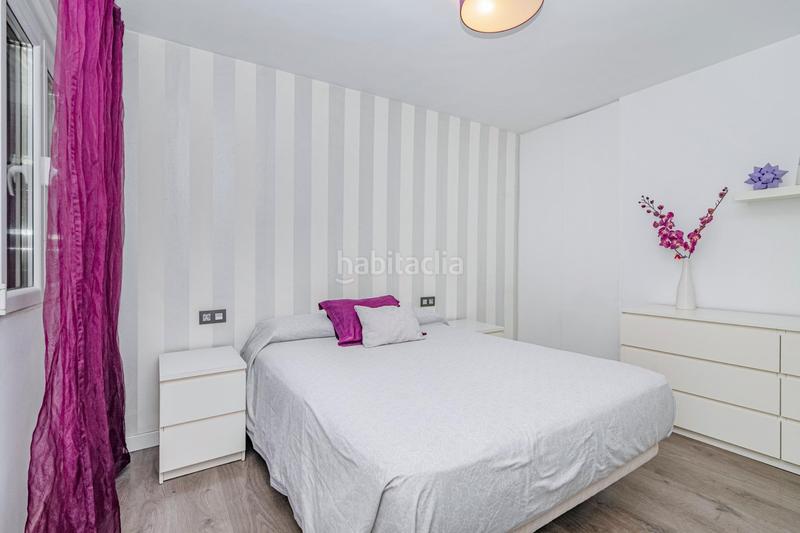 Foto f431ea9d-b0a6-4cf7-a602-1b8772bbc0dc. Etagenwohnung mit parking in Cartuja Granada