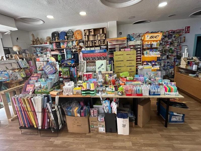 Foto 7ea7c67d-8cf0-4c02-b049-7cbb9650cdea. Local comercial traspaso librería centro en San Miguel Armilla