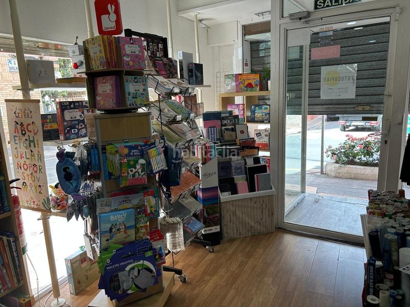 Foto 8d42d9d3-1b1e-4914-9cd7-dae09619b5e2. Local comercial traspaso librería centro en San Miguel Armilla