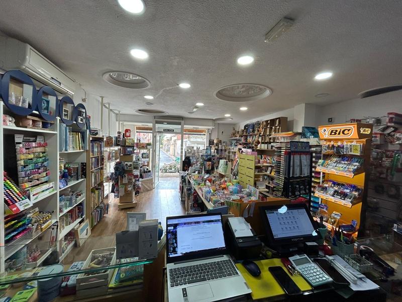 Foto 9d8256e8-8cb9-4cec-8b66-9a88c94cdead. Local comercial traspaso librería centro en San Miguel Armilla