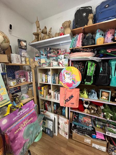 Foto aeb7e32f-0c71-431d-aa12-0837c3d079fa. Local comercial traspaso librería centro en San Miguel Armilla