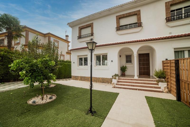 Foto 46b65a9b-fc56-4b4b-8895-d7aff00a25d1. Chalet avec chauffage piscine dans Padul