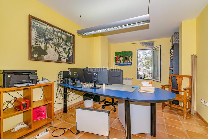 Foto bb9d5b36-5b28-4e07-beda-9ae86f0296a2. Chalet mit heizung parking in Altos de la Zubia Zubia (La)