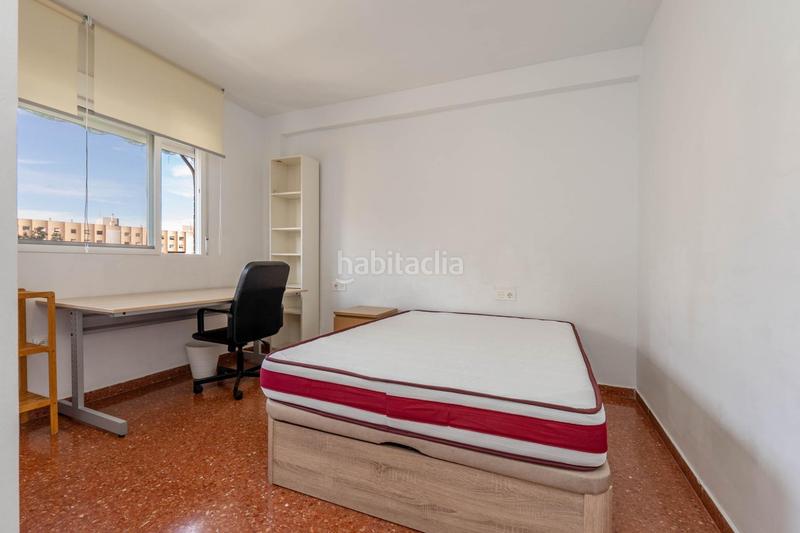Foto 84e3246a-e149-4c91-ad0e-ca87808d559e. Appartement dans Cartuja Granada