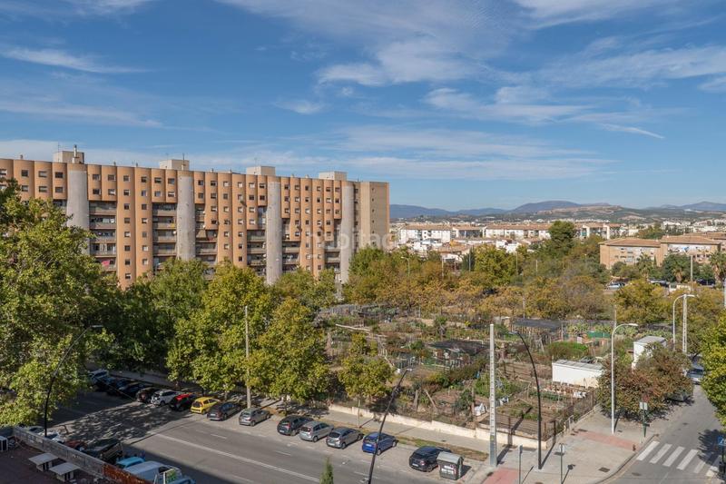 Foto d53d194e-d9e0-41e5-8d75-c6efb6b6806a. Appartement dans Cartuja Granada
