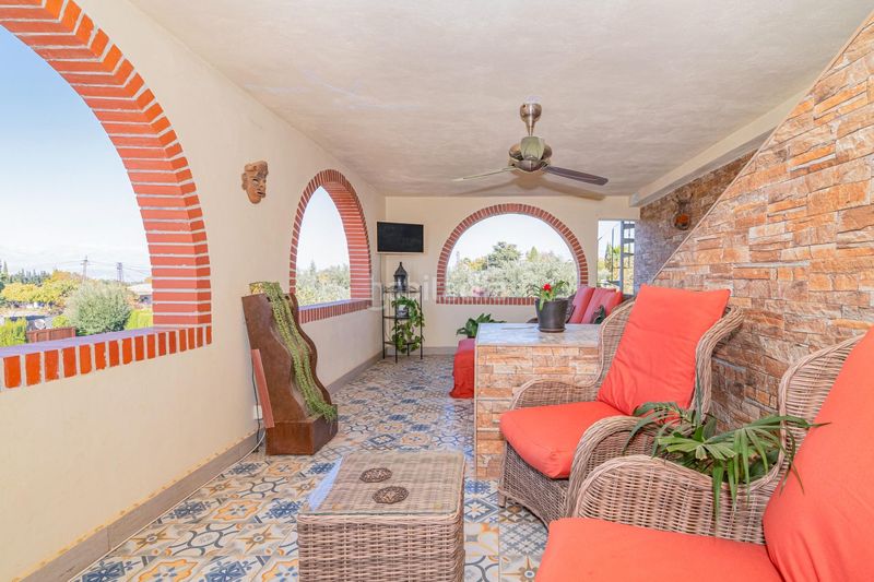 Foto 2c6f9006-5dba-4455-866a-17ef05983c9f. Xalet amb aparcament piscina a Gójar